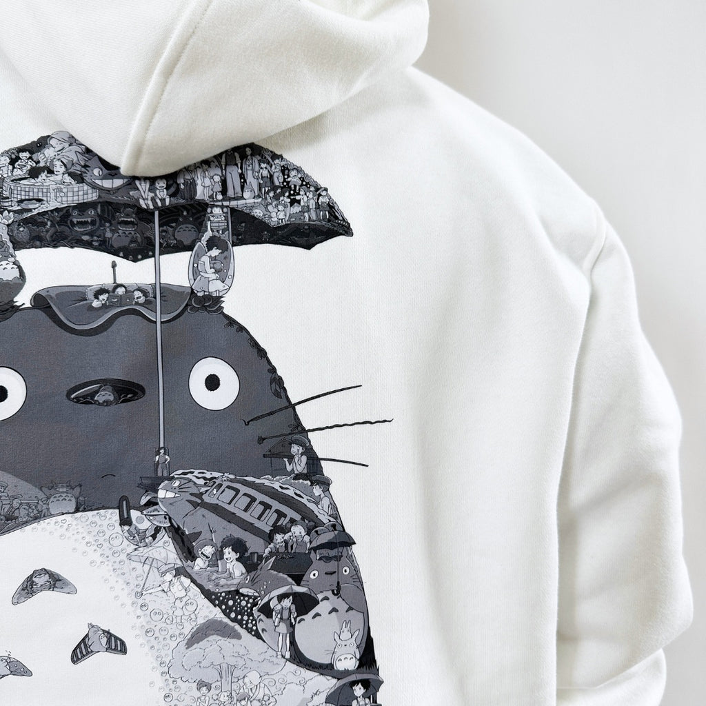 TOTORO BLACK & WHITE HOODIE (Ship from Viet Nam) TOTORO BLACK & WHITE HOODIE (Ship from Viet Nam)