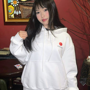 CHIHIRO BLACK & WHITE HOODIE (Ship from Viet Nam) CHIHIRO BLACK & WHITE HOODIE (Ship from Viet Nam)